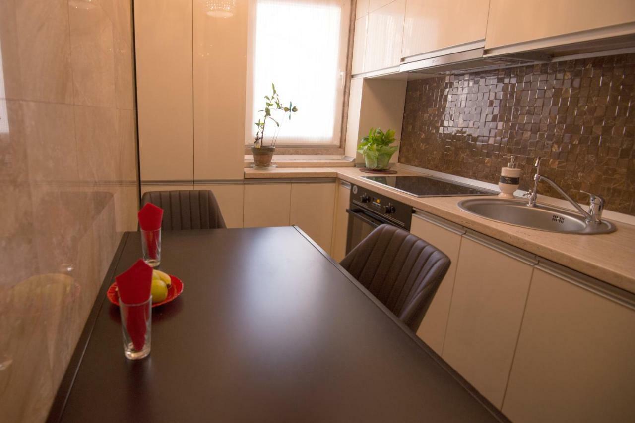 Ferienwohnung Altezza Iasi Exterior foto